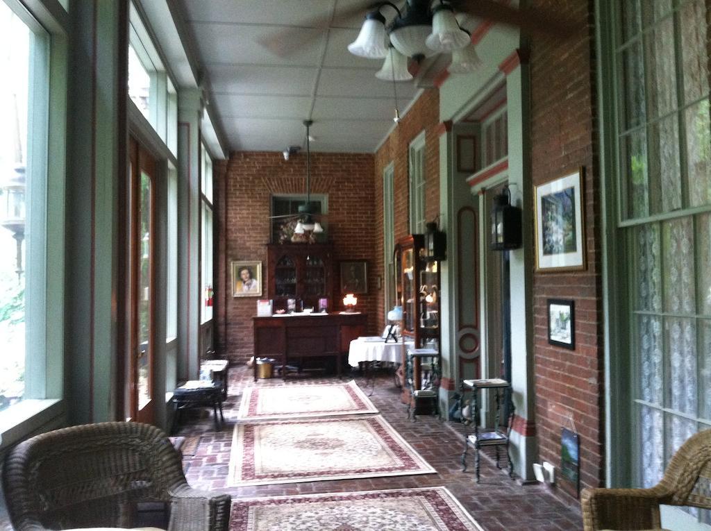 Corners Mansion Inn - A Bed And Breakfast Vicksburg Exterior foto